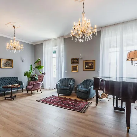 Апартаменты Riva House *